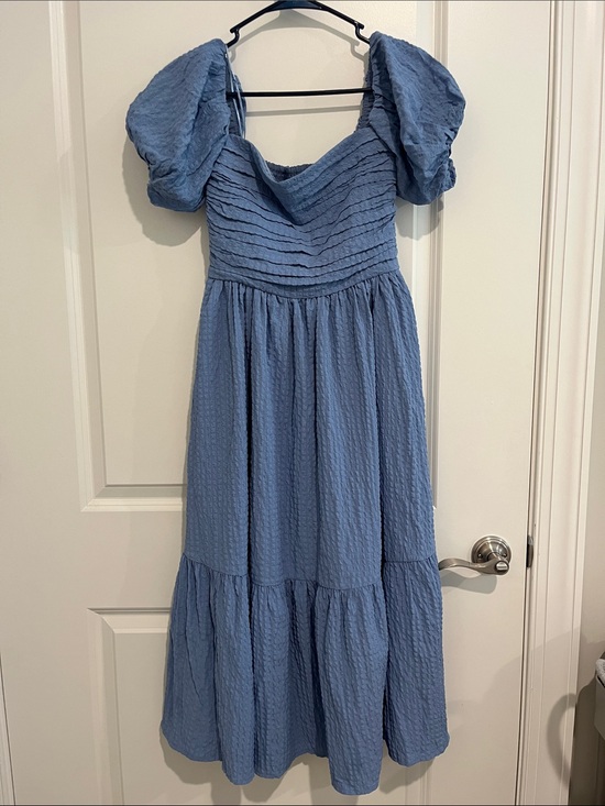 Abercrombie & Fitch Dresses & Skirts - Abercrombie & Fitch Dusty Blue Puff-Sleeve Midi Dress